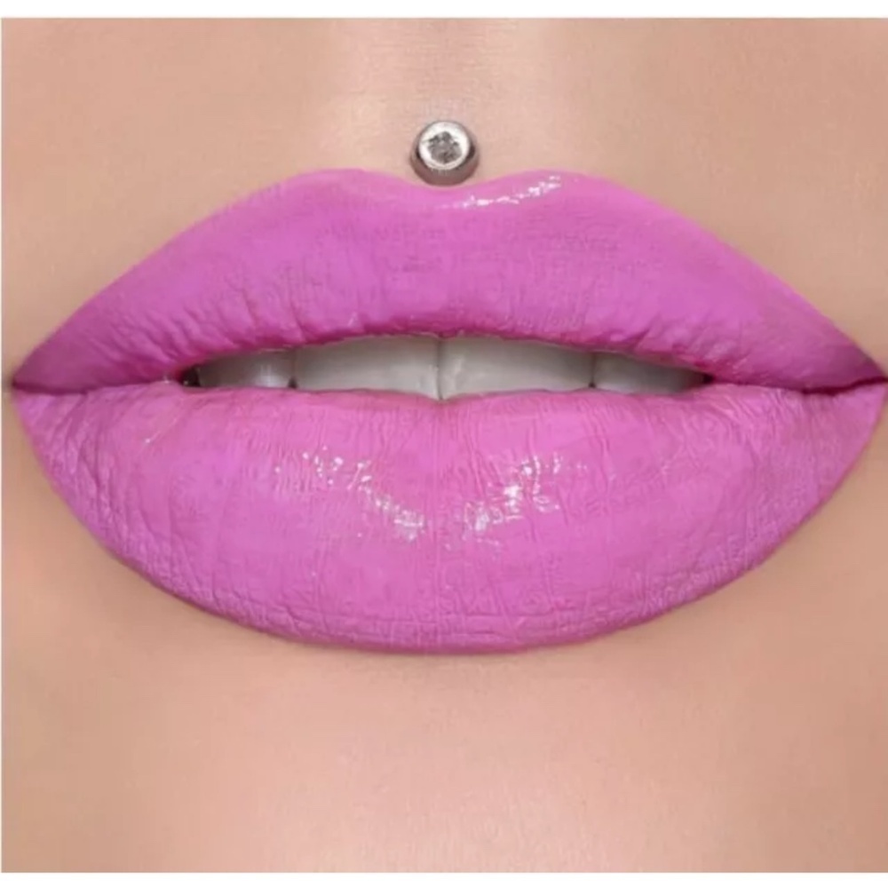 Jeffrey Star Queen Supreme Lip Gloss NIB